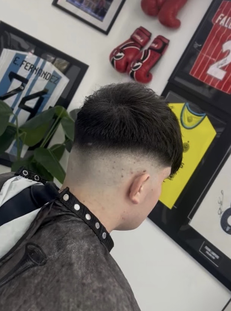 Fresh skin fade and crop